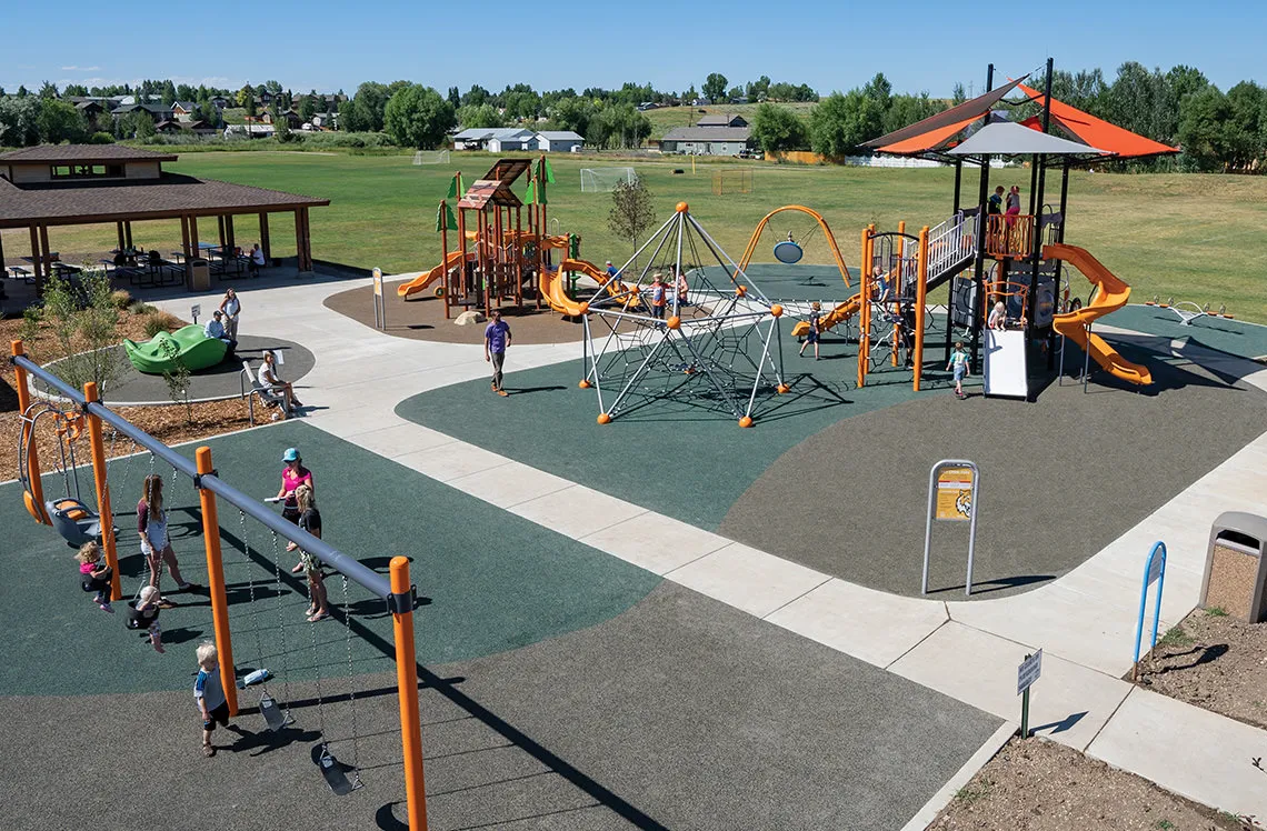 Play equipment Dry Creek Park